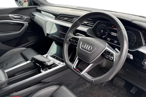 CF72ZPT Audi e-tron Sportback Black Edition 55 quattro 300,00 kW Thumbnail #15