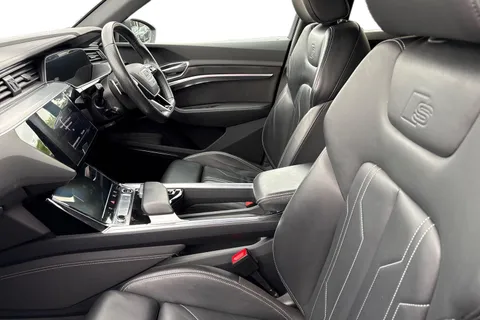 CF72ZPT Audi e-tron Sportback Black Edition 55 quattro 300,00 kW Thumbnail #17