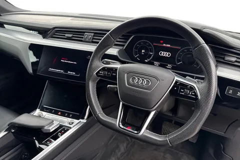 CF72ZPT Audi e-tron Sportback Black Edition 55 quattro 300,00 kW Thumbnail #19