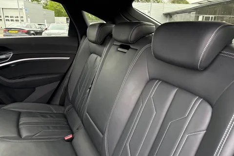 CF72ZPT Audi e-tron Sportback Black Edition 55 quattro 300,00 kW Thumbnail #20