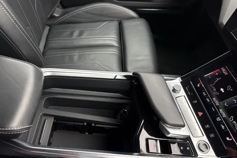 CF72ZPT Audi e-tron Sportback Black Edition 55 quattro 300,00 kW Thumbnail #24