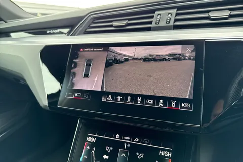 CF72ZPT Audi e-tron Sportback Black Edition 55 quattro 300,00 kW Thumbnail #30