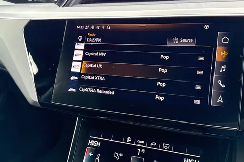 CF72ZPT Audi e-tron Sportback Black Edition 55 quattro 300,00 kW Thumbnail #34