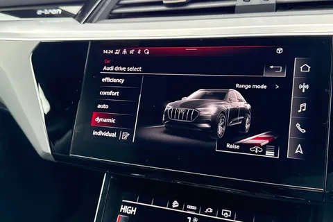 CF72ZPT Audi e-tron Sportback Black Edition 55 quattro 300,00 kW Thumbnail #43