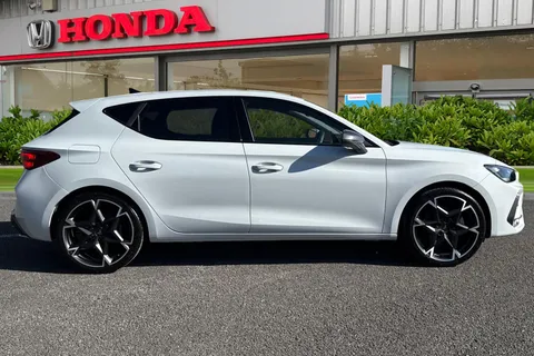 KY25HNK CUPRA Leon 1.5 eTSI 150 V2 5dr DSG Thumbnail #4