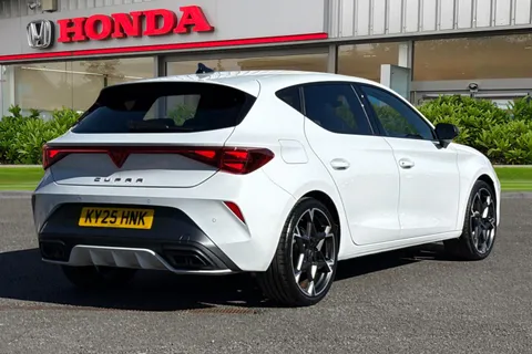 KY25HNK CUPRA Leon 1.5 eTSI 150 V2 5dr DSG Thumbnail #8