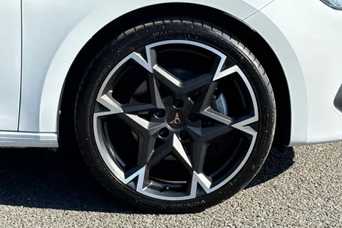 KY25HNK CUPRA Leon 1.5 eTSI 150 V2 5dr DSG Thumbnail #12