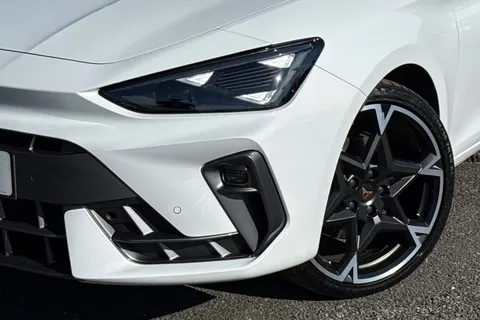 KY25HNK CUPRA Leon 1.5 eTSI 150 V2 5dr DSG Thumbnail #26