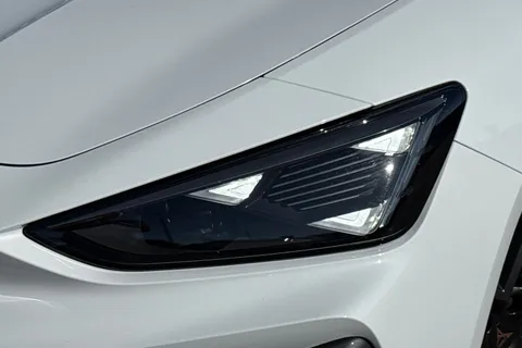 KY25HNK CUPRA Leon 1.5 eTSI 150 V2 5dr DSG Thumbnail #28