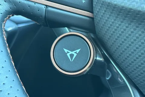 KY25HNK CUPRA Leon 1.5 eTSI 150 V2 5dr DSG Thumbnail #40