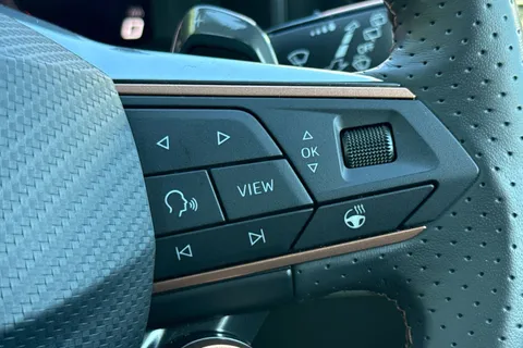 KY25HNK CUPRA Leon 1.5 eTSI 150 V2 5dr DSG Thumbnail #41