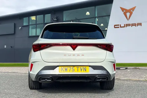 KW75TVN CUPRA Leon 1.5 eTSI 150 V2 5dr DSG Thumbnail #4