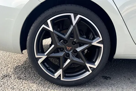 KW75TVN CUPRA Leon 1.5 eTSI 150 V2 5dr DSG Thumbnail #11