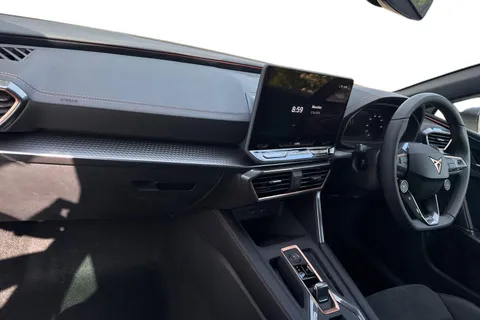 KW75TVN CUPRA Leon 1.5 eTSI 150 V2 5dr DSG Thumbnail #14