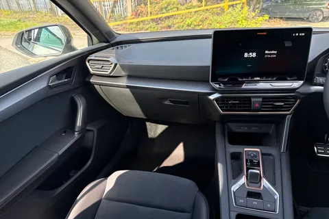 KW75TVN CUPRA Leon 1.5 eTSI 150 V2 5dr DSG Thumbnail #19