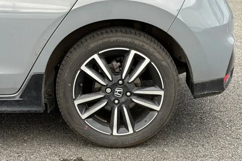 MT25YNJ Honda Jazz 1.5 i-MMD Hybrid Advance Sport 5dr eCVT Thumbnail #14