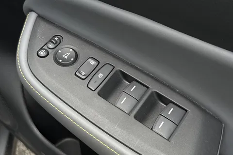 MT25YNJ Honda Jazz 1.5 i-MMD Hybrid Advance Sport 5dr eCVT Thumbnail #23