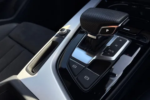 PX23ODH Audi A4 S line 35 TFSI  150 PS S tronic Thumbnail #23