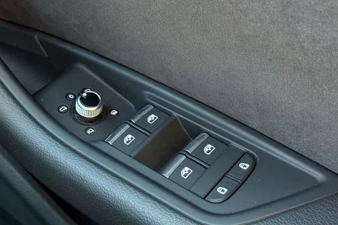 PX23ODH Audi A4 S line 35 TFSI  150 PS S tronic Thumbnail #44