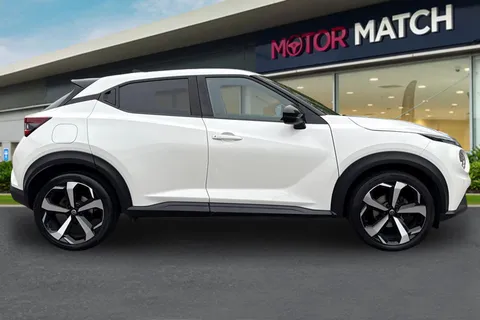 DE20MWY Nissan Juke 1.0 DiG-T N-Connecta 5dr Thumbnail #4