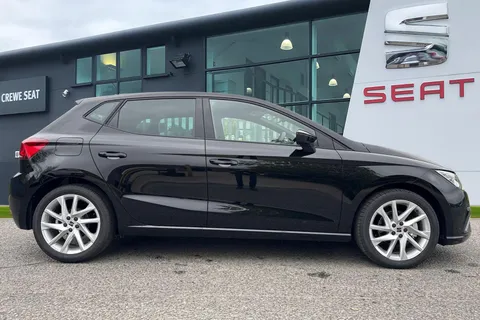 KR75SSK SEAT Ibiza 1.0 TSI 115 FR 5dr Thumbnail #4