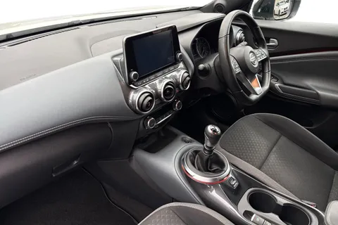 DE20MWY Nissan Juke 1.0 DiG-T N-Connecta 5dr Thumbnail #9