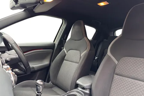 DE20MWY Nissan Juke 1.0 DiG-T N-Connecta 5dr Thumbnail #11