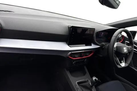 KR75SSK SEAT Ibiza 1.0 TSI 115 FR 5dr Thumbnail #15