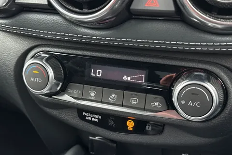 DE20MWY Nissan Juke 1.0 DiG-T N-Connecta 5dr Thumbnail #19