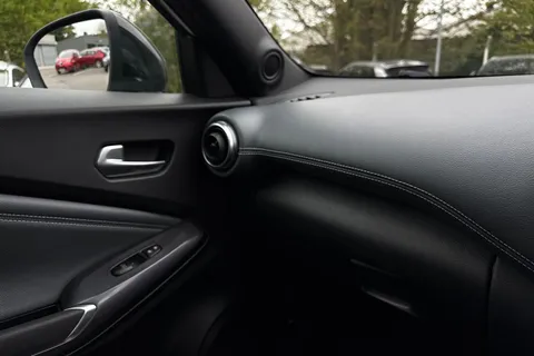 DE20MWY Nissan Juke 1.0 DiG-T N-Connecta 5dr Thumbnail #41