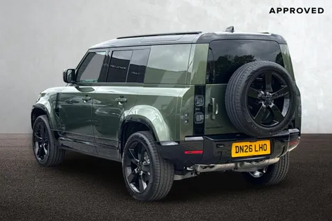 DN26LHO Land Rover Defender 110 3.0 D250 MHEV X-Dynamic HSE Hard Top SUV 5dr Diesel Auto 4WD MWB Euro 6 (s/s) (249 ps) Thumbnail #3