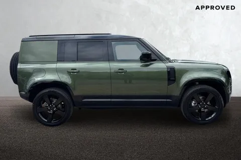 DN26LHO Land Rover Defender 110 3.0 D250 MHEV X-Dynamic HSE Hard Top SUV 5dr Diesel Auto 4WD MWB Euro 6 (s/s) (249 ps) Thumbnail #6