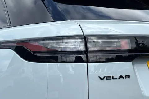 DN75WCF Land Rover Range Rover Velar 2.0 D200 Dynamic SE 5dr Thumbnail #20