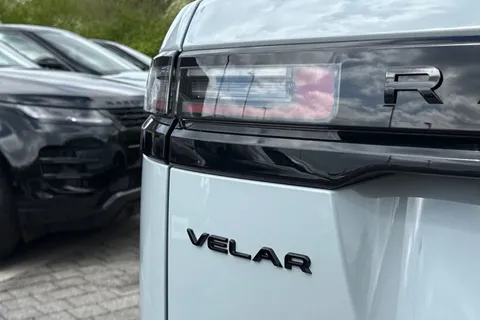 DN75WCF Land Rover Range Rover Velar 2.0 D200 Dynamic SE 5dr Thumbnail #27