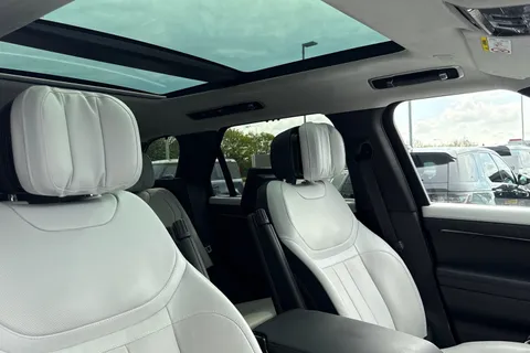LB73CZT Land Rover Range Rover Sport 3.0 P550e 38.2kWh Autobiography SUV 5dr Petrol Plug-in Hybrid Auto 4WD Euro 6 (s/s) (550 ps) Thumbnail #23