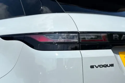 DU75YOK Land Rover Range Rover Evoque 2.0 D200 Dynamic SE 5dr Thumbnail #20