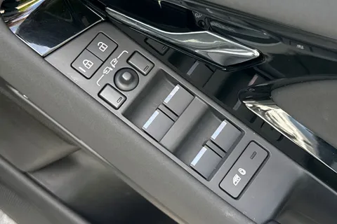 DU75YOK Land Rover Range Rover Evoque 2.0 D200 Dynamic SE 5dr Thumbnail #26