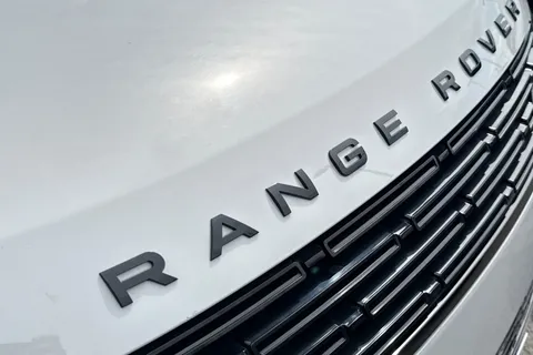 LB73CZT Land Rover Range Rover Sport 3.0 P550e 38.2kWh Autobiography SUV 5dr Petrol Plug-in Hybrid Auto 4WD Euro 6 (s/s) (550 ps) Thumbnail #31