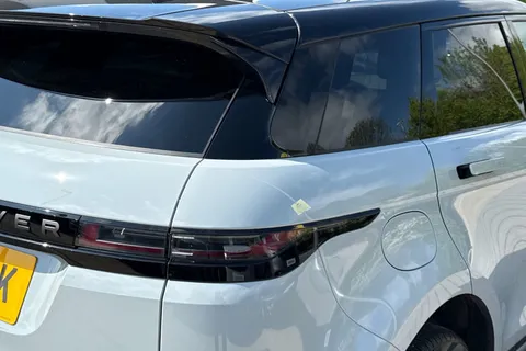 DU75YOK Land Rover Range Rover Evoque 2.0 D200 Dynamic SE 5dr Thumbnail #31