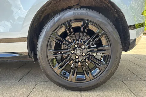 DU75YOK Land Rover Range Rover Evoque 2.0 D200 Dynamic SE 5dr Thumbnail #41