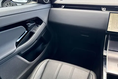 DU75YOK Land Rover Range Rover Evoque 2.0 D200 Dynamic SE 5dr Thumbnail #45