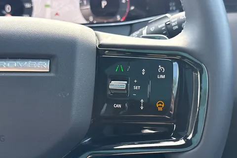 DU75YOK Land Rover Range Rover Evoque 2.0 D200 Dynamic SE 5dr Thumbnail #48
