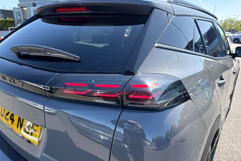 EO24NBE PEUGEOT e-2008 50kWh Allure Auto 5dr (7kW Charger) Thumbnail #7