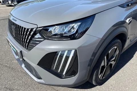 EO24NBE PEUGEOT e-2008 50kWh Allure Auto 5dr (7kW Charger) Thumbnail #25