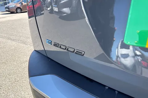 EO24NBE PEUGEOT e-2008 50kWh Allure Auto 5dr (7kW Charger) Thumbnail #32