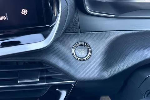 EO24NBE PEUGEOT e-2008 50kWh Allure Auto 5dr (7kW Charger) Thumbnail #53