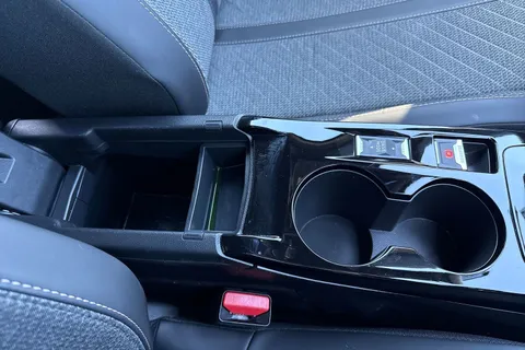 EO24NBE PEUGEOT e-2008 50kWh Allure Auto 5dr (7kW Charger) Thumbnail #59