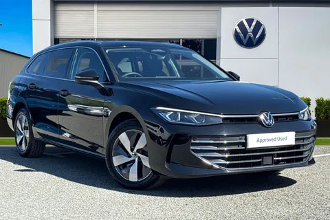 KS75JKZ Volkswagen Passat 1.5 TSI eHybrid Match 5dr DSG ⭐Tilting and sliding panoramic⭐ Thumbnail #2