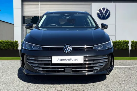 KS75JKZ Volkswagen Passat 1.5 TSI eHybrid Match 5dr DSG ⭐Tilting and sliding panoramic⭐ Thumbnail #7