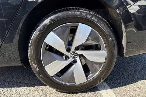 KS75JKZ Volkswagen Passat 1.5 TSI eHybrid Match 5dr DSG ⭐Tilting and sliding panoramic⭐ Thumbnail #12